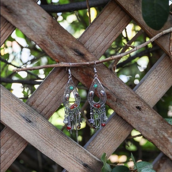 Carnelian Stones & Multi-Bead Earrings - Picture 4 of 5